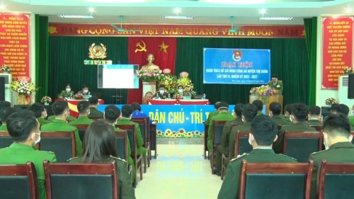 Toàn cảnh.jpg