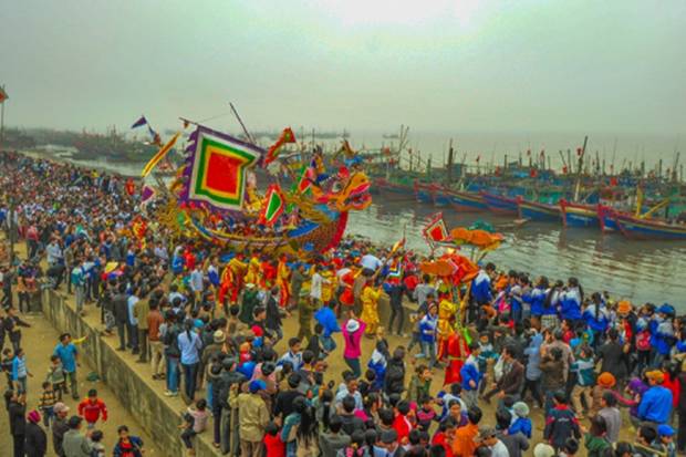 https://iv.baothanhhoa.vn/news/1917/48d1090700t7468284l6.jpg